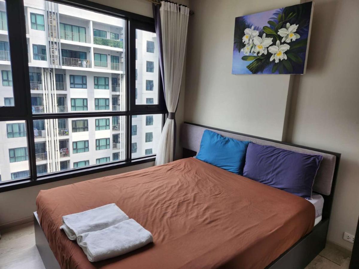 The Base Apartment Pattaya Exterior photo